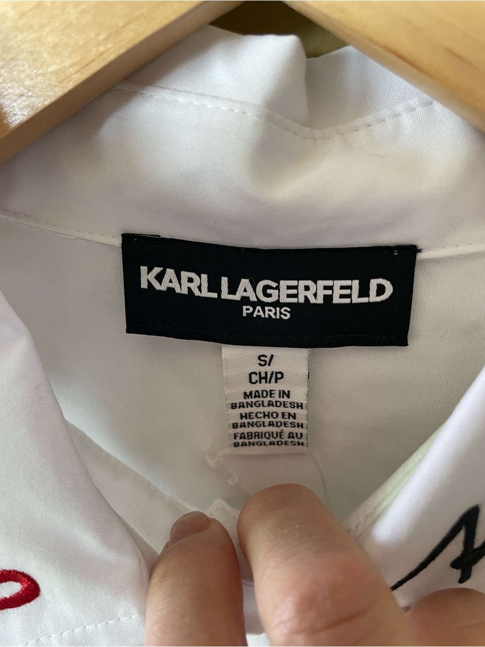BWT Karl Lagerfeld White Embroidered Short-Sleeve Shirt. Price Is firm - Picture 4 of 12